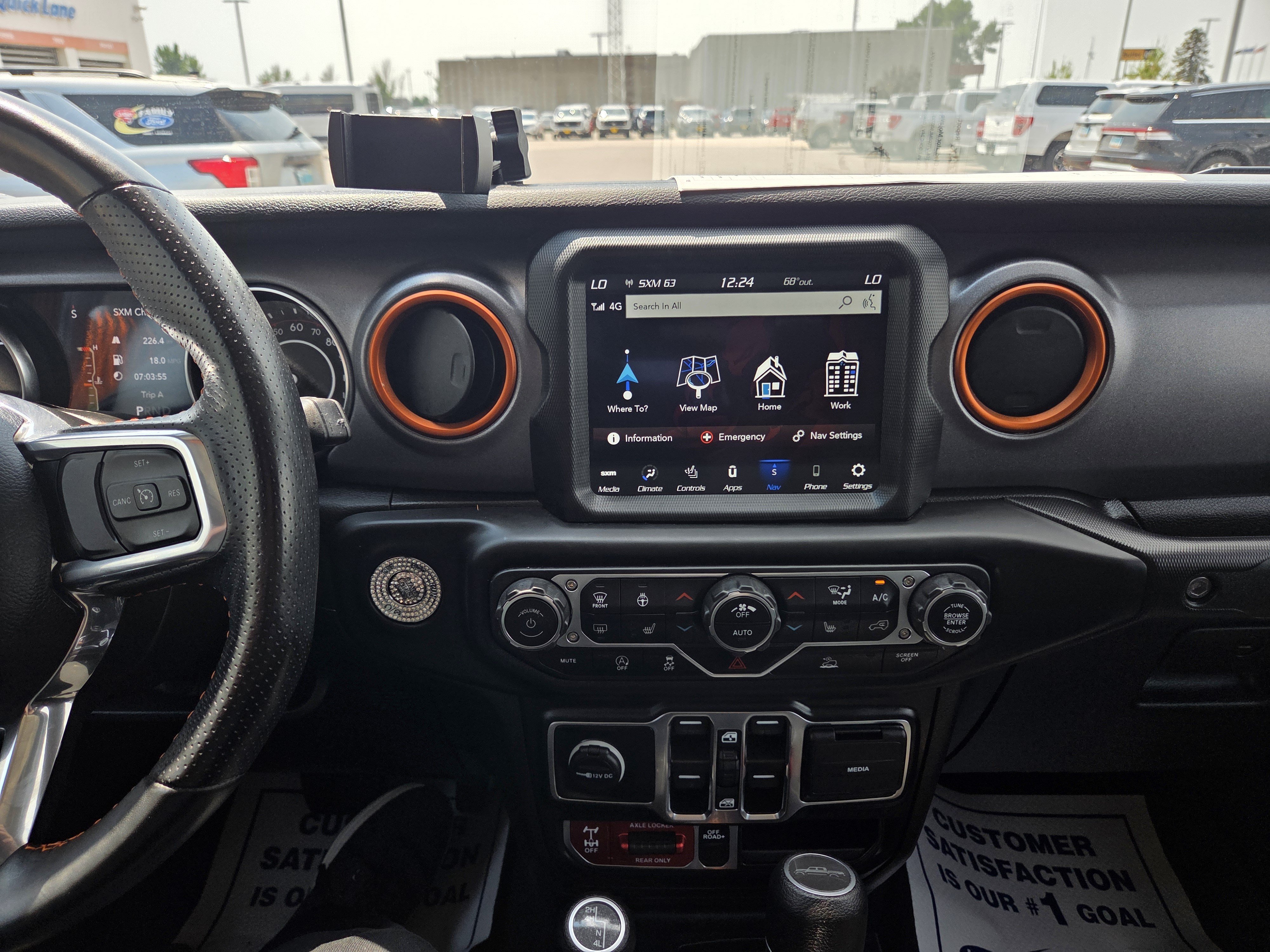 Used 2021 Jeep Gladiator Mojave AWD/4WD image 10