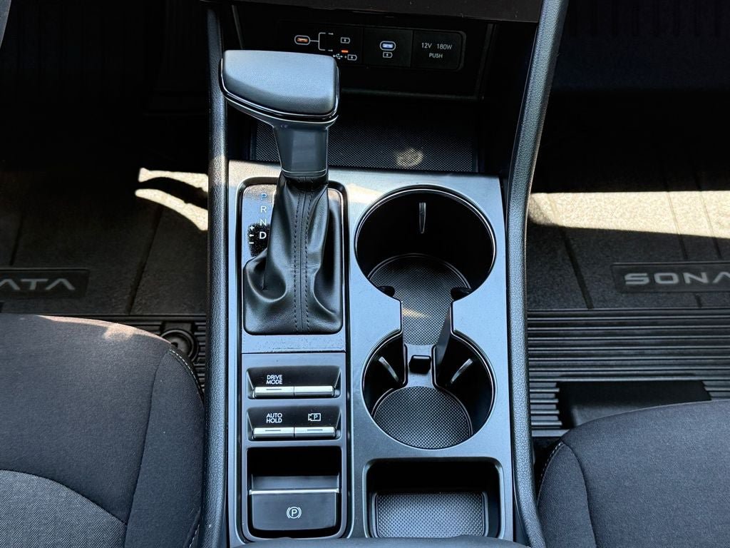 Used 2025 Hyundai Sonata SE FWD image 27