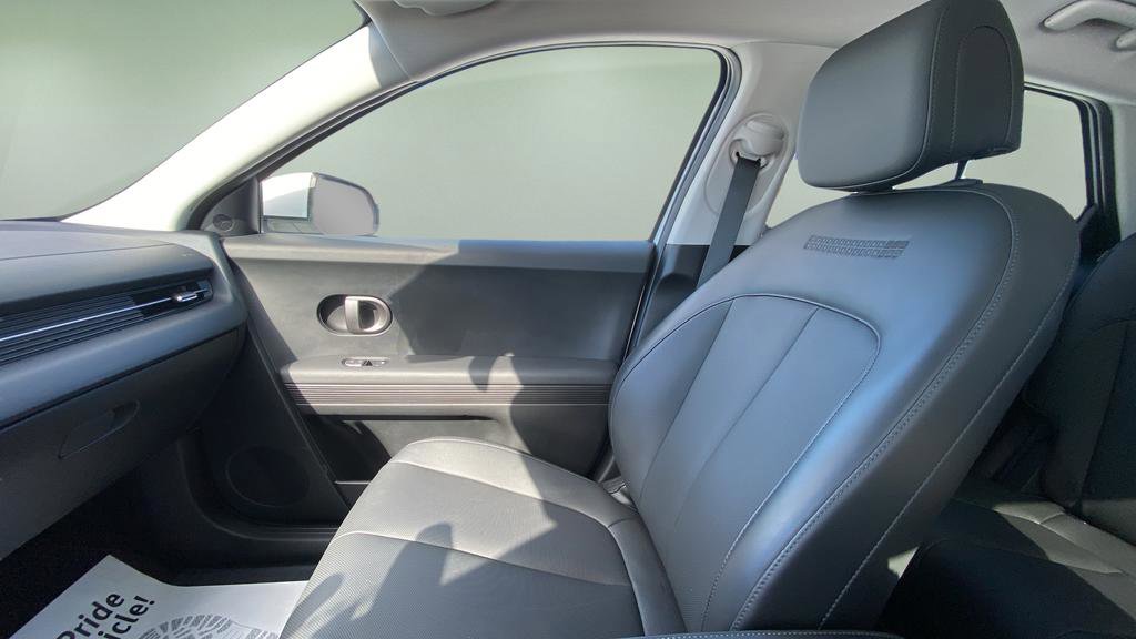Certified 2025 Hyundai Ioniq 5 SEL image 12
