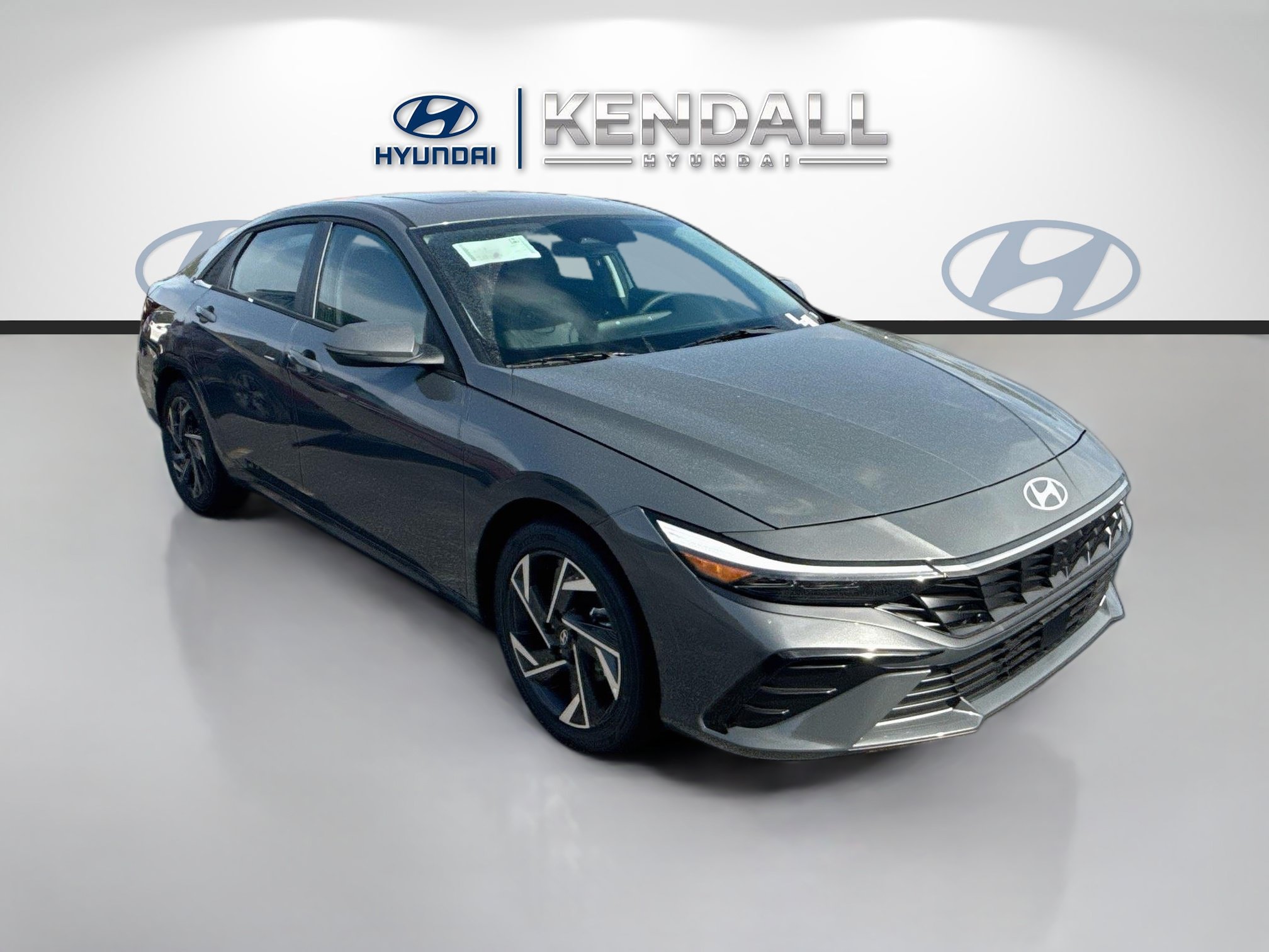 New 2026 Hyundai Elantra Limited FWD image 1