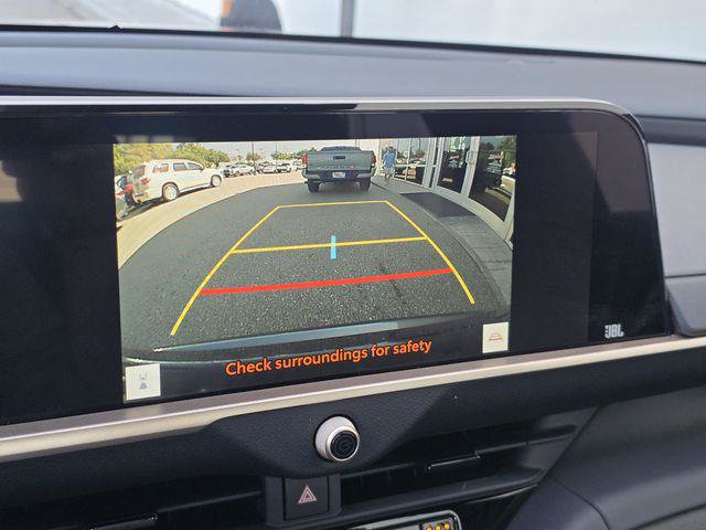 Certified 2023 Toyota Crown AWD/4WD image 13