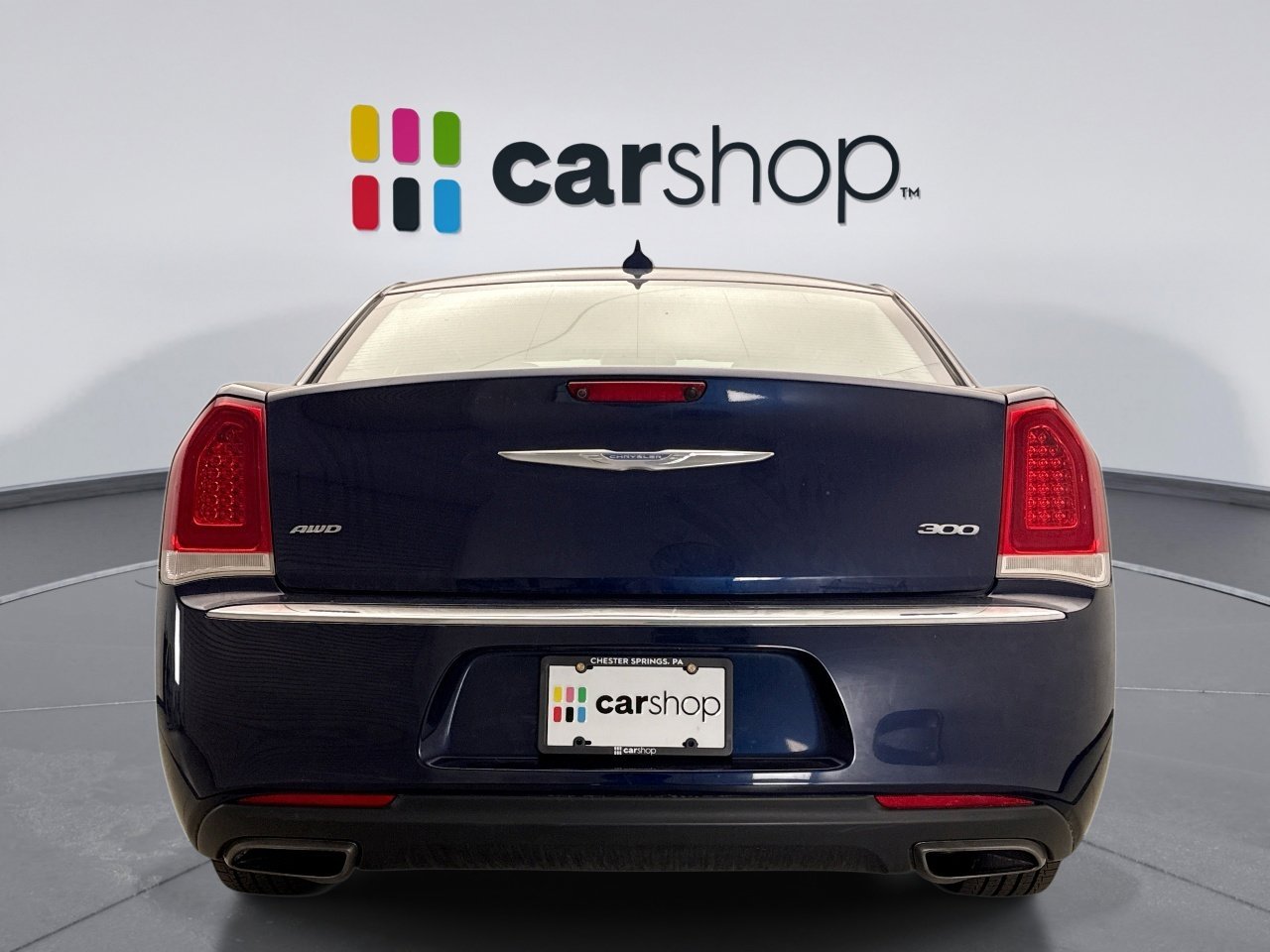 Used 2017 Chrysler 300 Limited AWD/4WD image 4