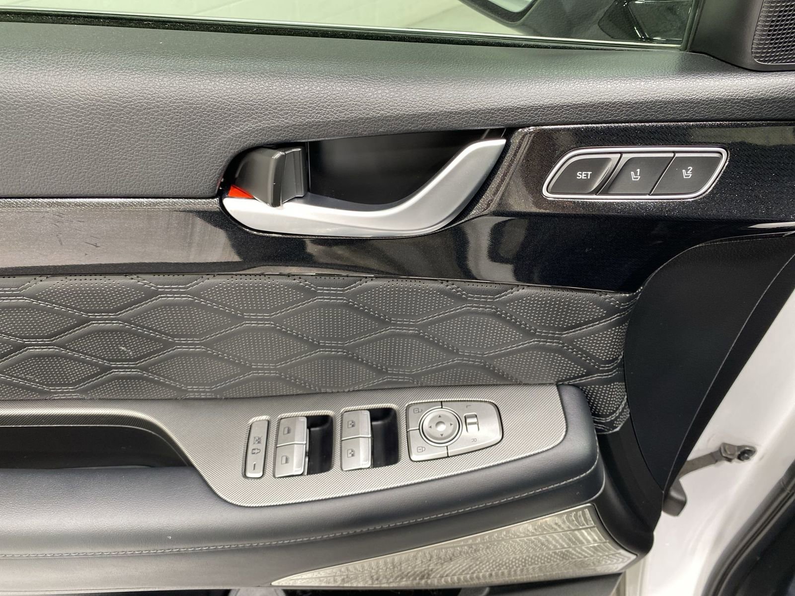 Used 2020 Hyundai Palisade Limited AWD/4WD image 13