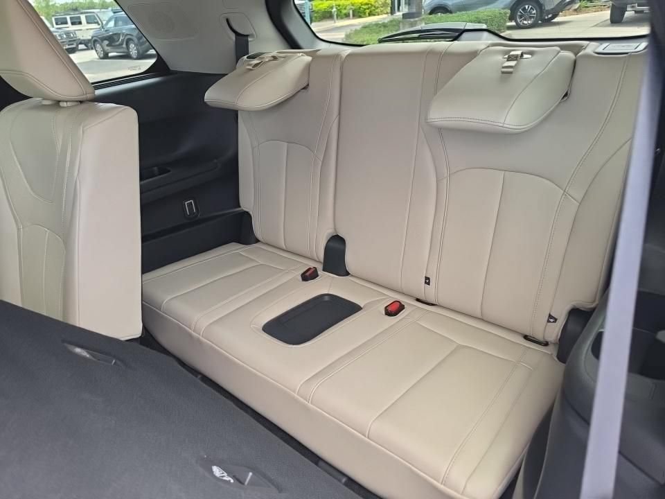 Certified 2023 INFINITI QX60 Luxe w/ Cargo Package AWD/4WD image 4