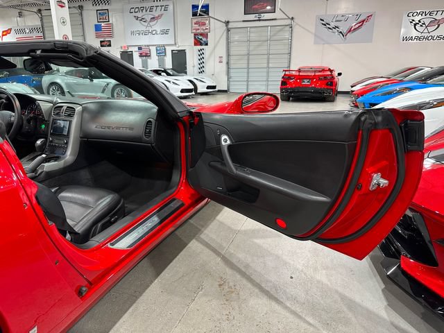 Used 2007 Chevrolet Corvette Convertible RWD image 15