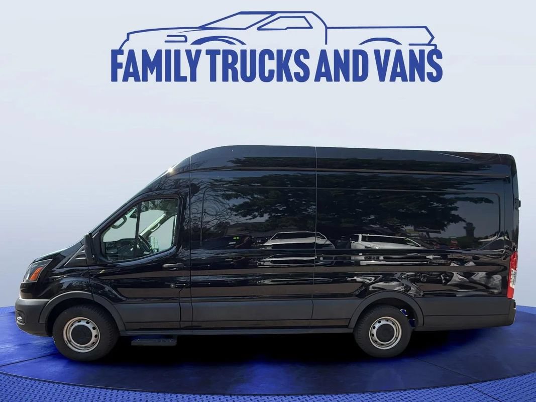 Used 2023 Ford Transit 250 148 High Roof Extended w/ Load Area Protection Package RWD image 2