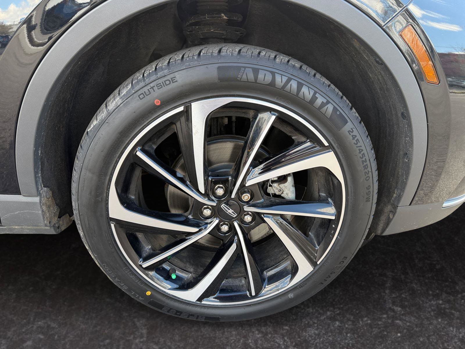 Used 2023 Lincoln Corsair Reserve image 29