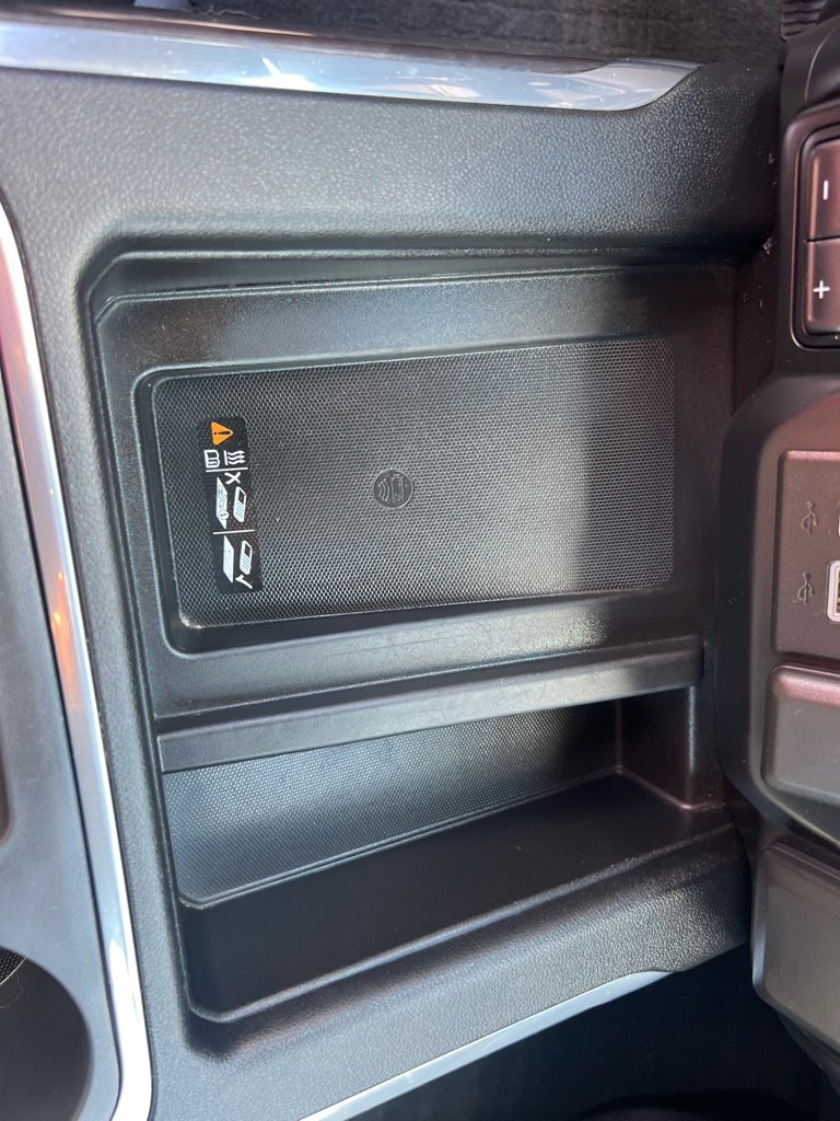 Used 2020 Chevrolet Silverado 3500 LTZ w/ LTZ Premium Package image 44