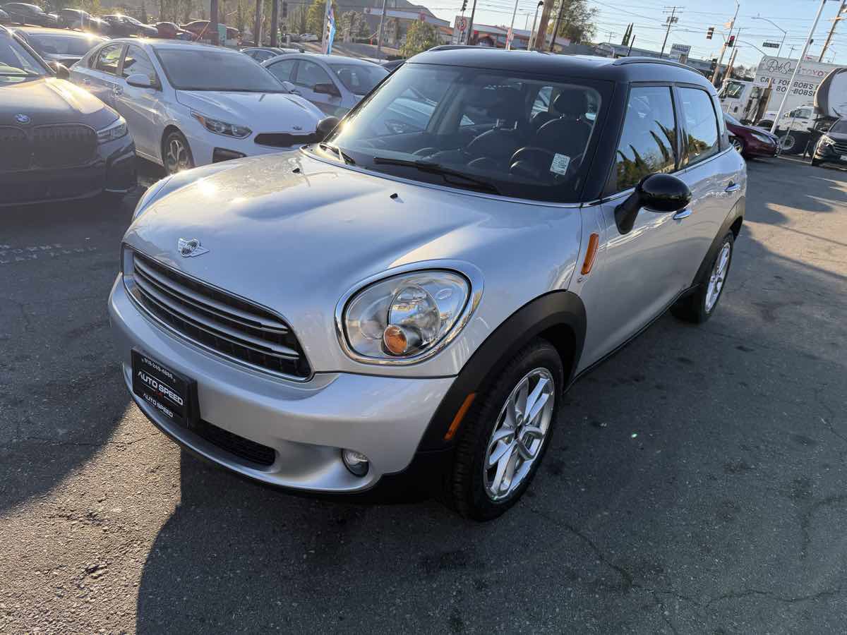 Used 2015 MINI Cooper Countryman image 2