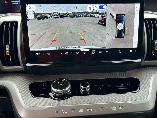 New 2026 Ford Expedition Active image 29