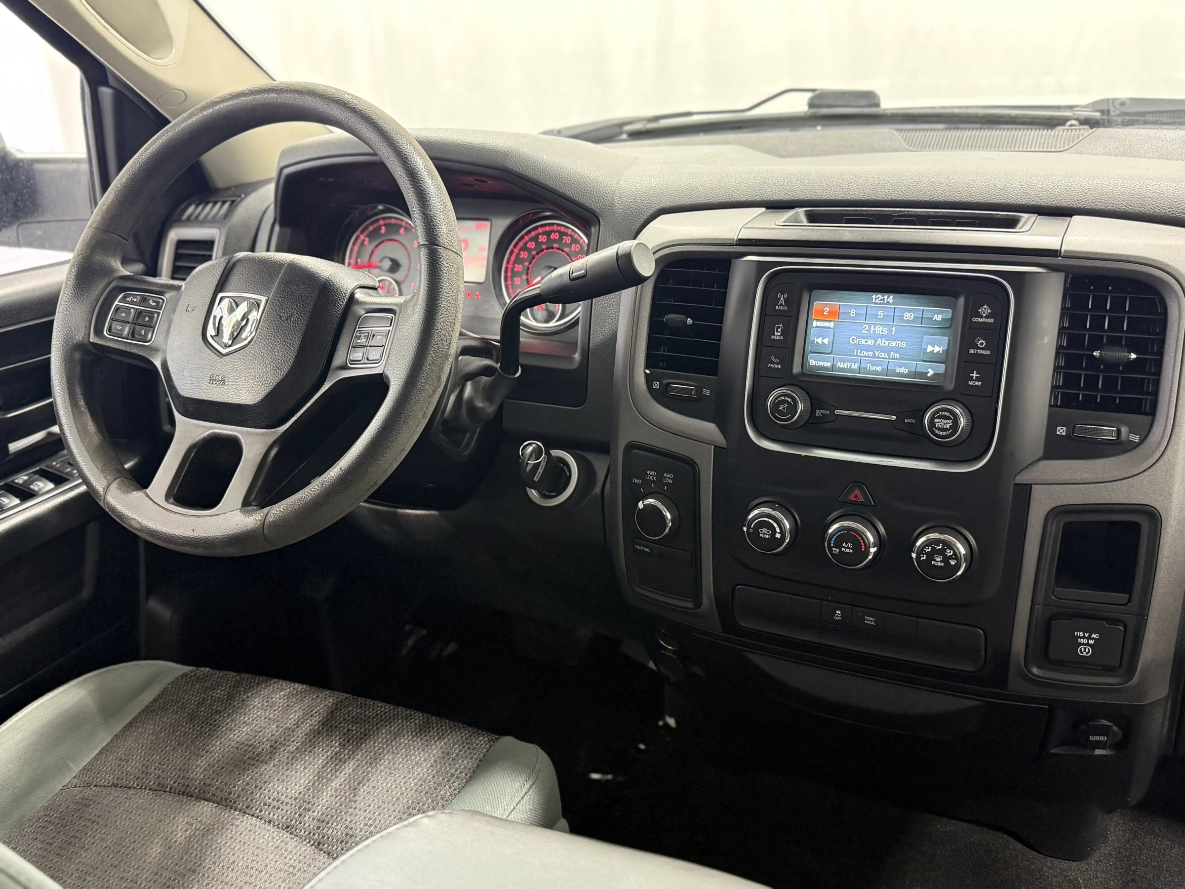 Used 2018 RAM 1500 SLT w/ Protection Group image 15