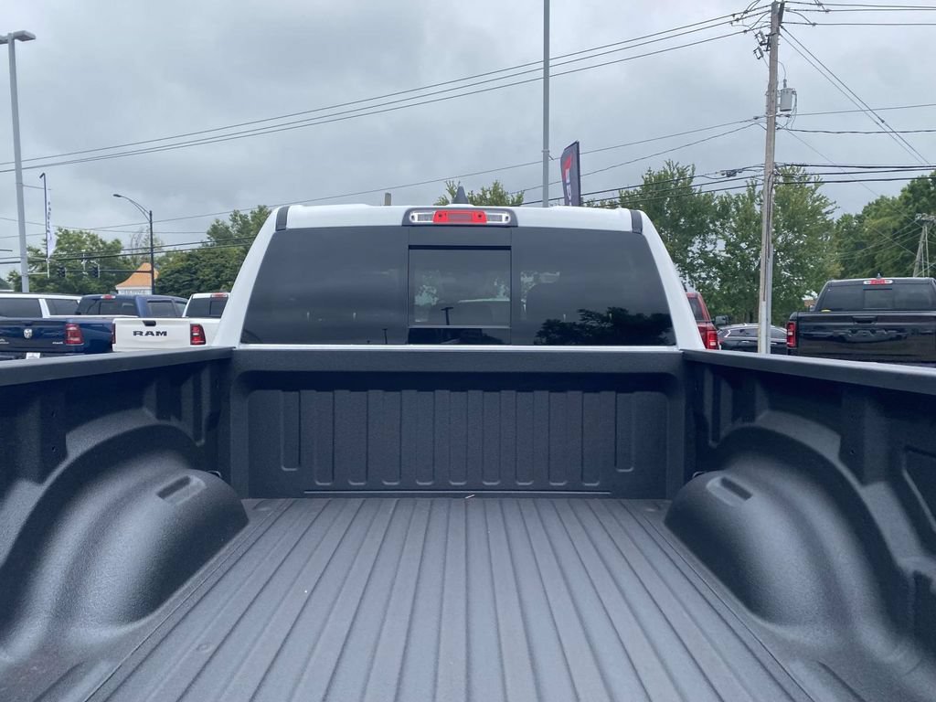 New 2026 RAM 1500 Big Horn AWD/4WD image 9