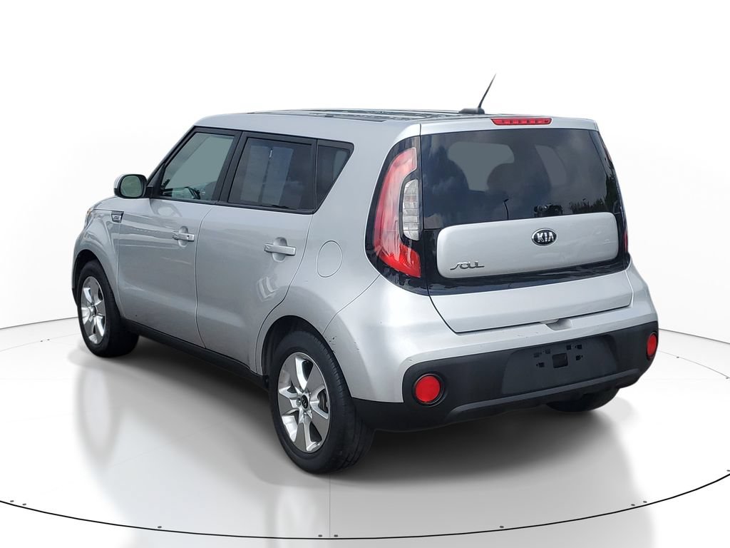 Used 2018 Kia Soul FWD image 3
