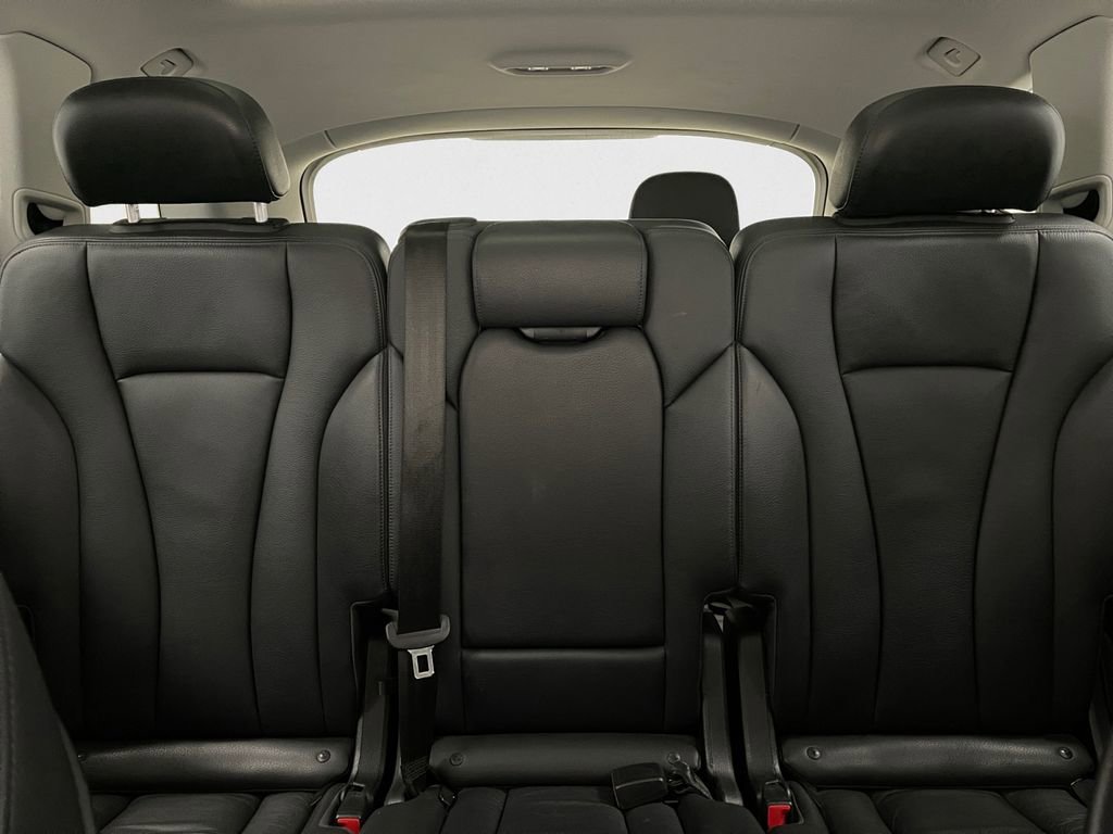 Used 2017 Audi Q7 2.0T Premium Plus w/ Premium Plus Package image 11