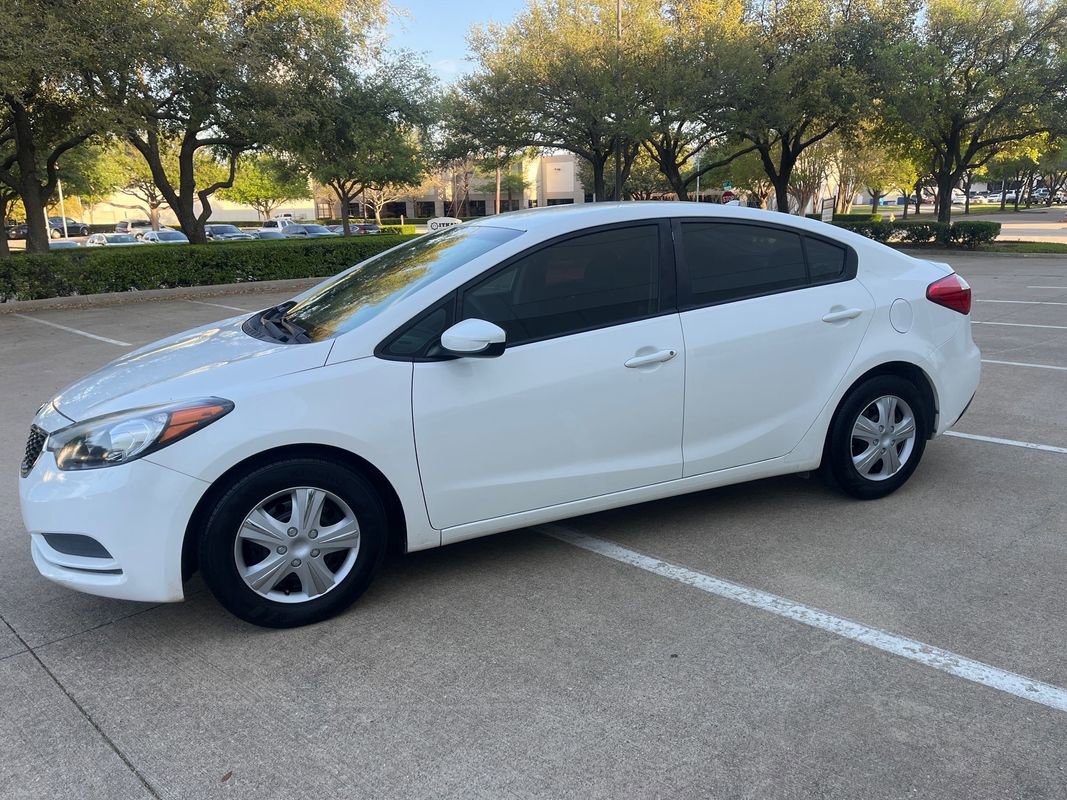 Used 2016 Kia Forte LX image 5