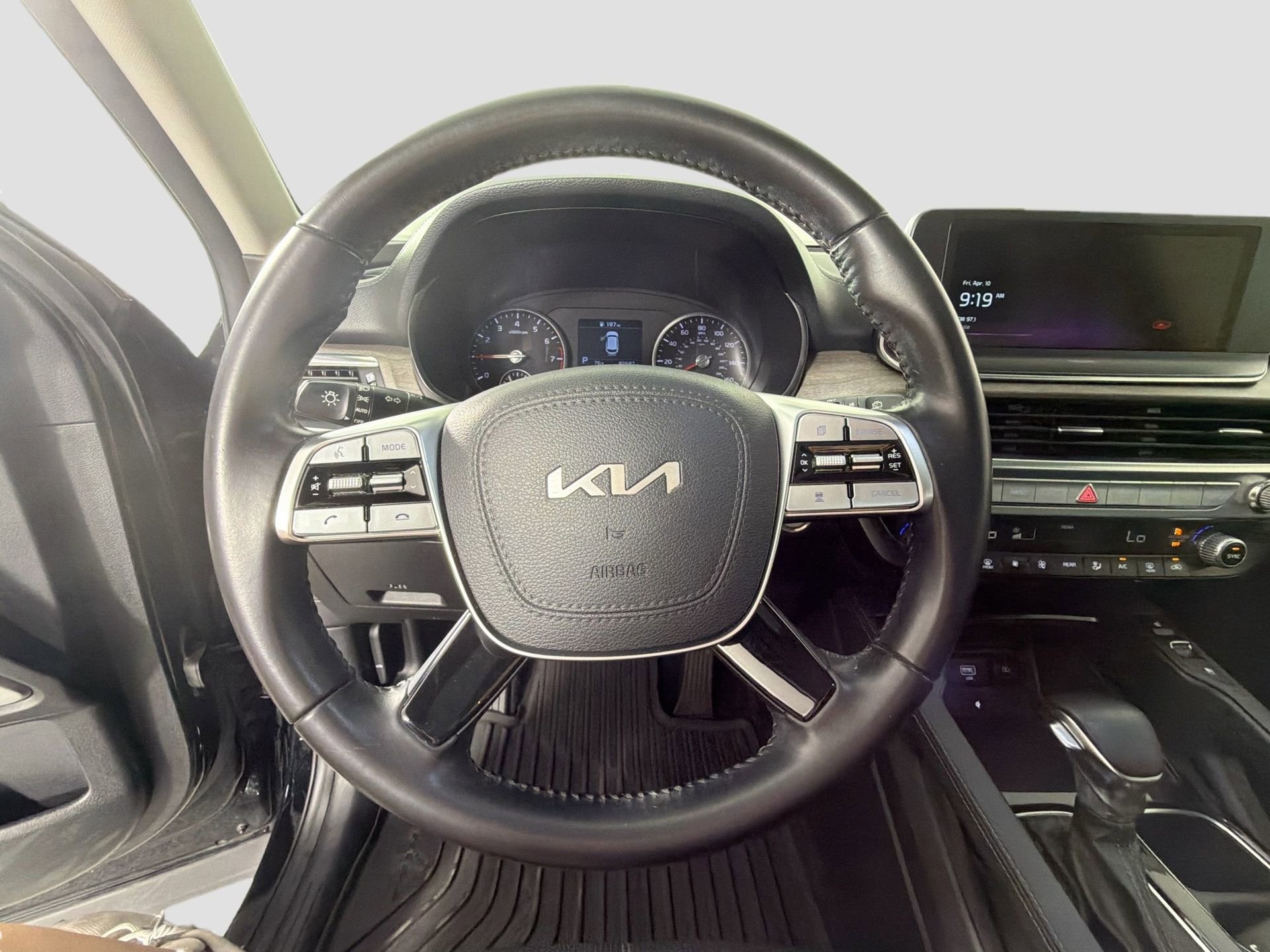Used 2022 Kia Telluride EX w/ Towing Package FWD image 12