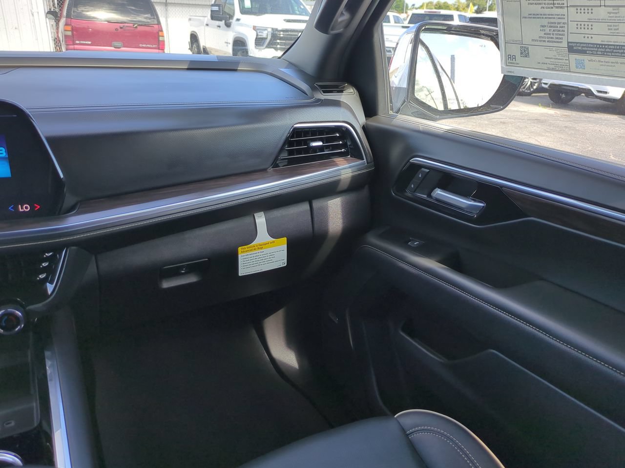 New 2026 Chevrolet Suburban Premier RWD image 17