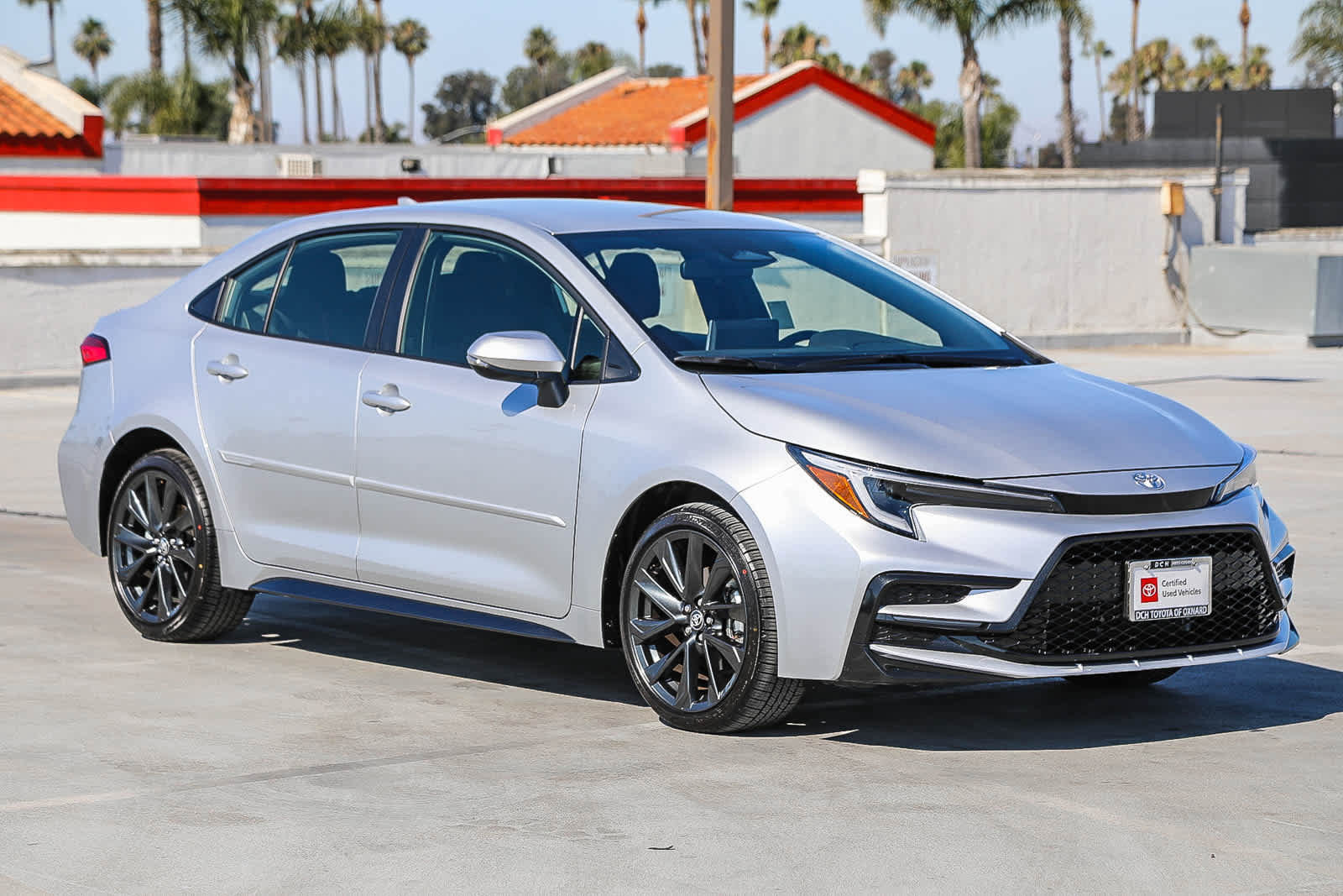 Used 2026 Toyota Corolla SE w/ SE Package FWD image 4