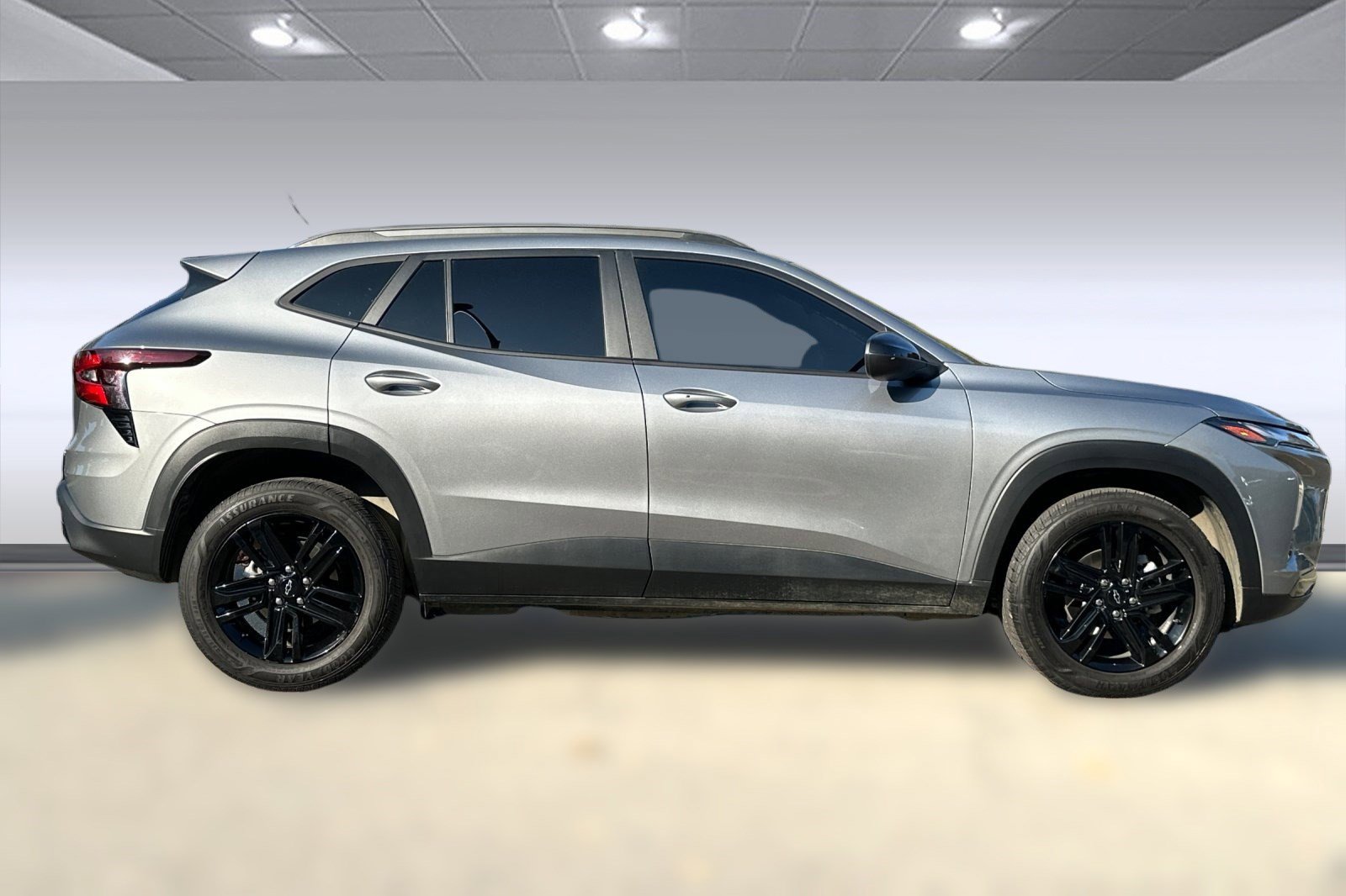 Used 2024 Chevrolet Trax ACTIV image 8