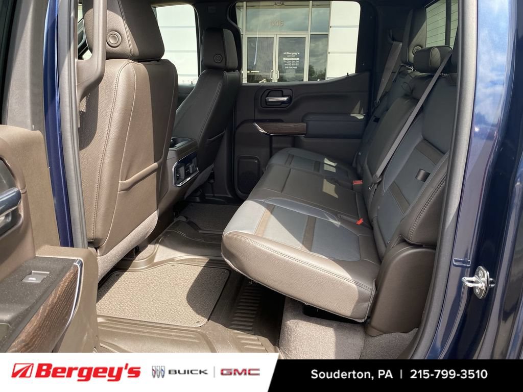 Used 2022 GMC Sierra 1500 Denali w/ Denali Premium Package AWD/4WD image 6