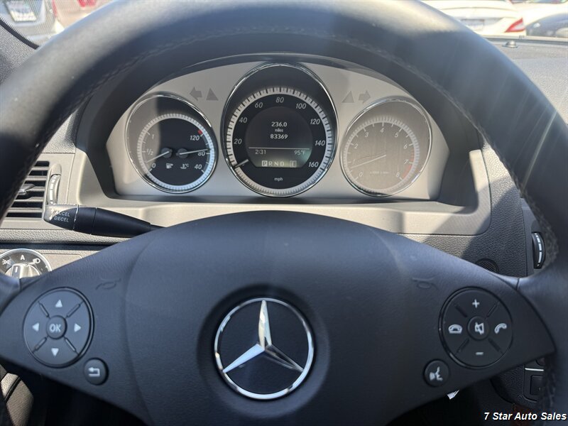Used 2011 Mercedes-Benz C 300 Sedan image 10