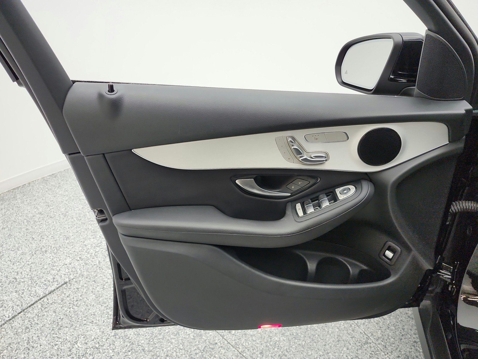 Used 2022 Mercedes-Benz GLC 300 image 14