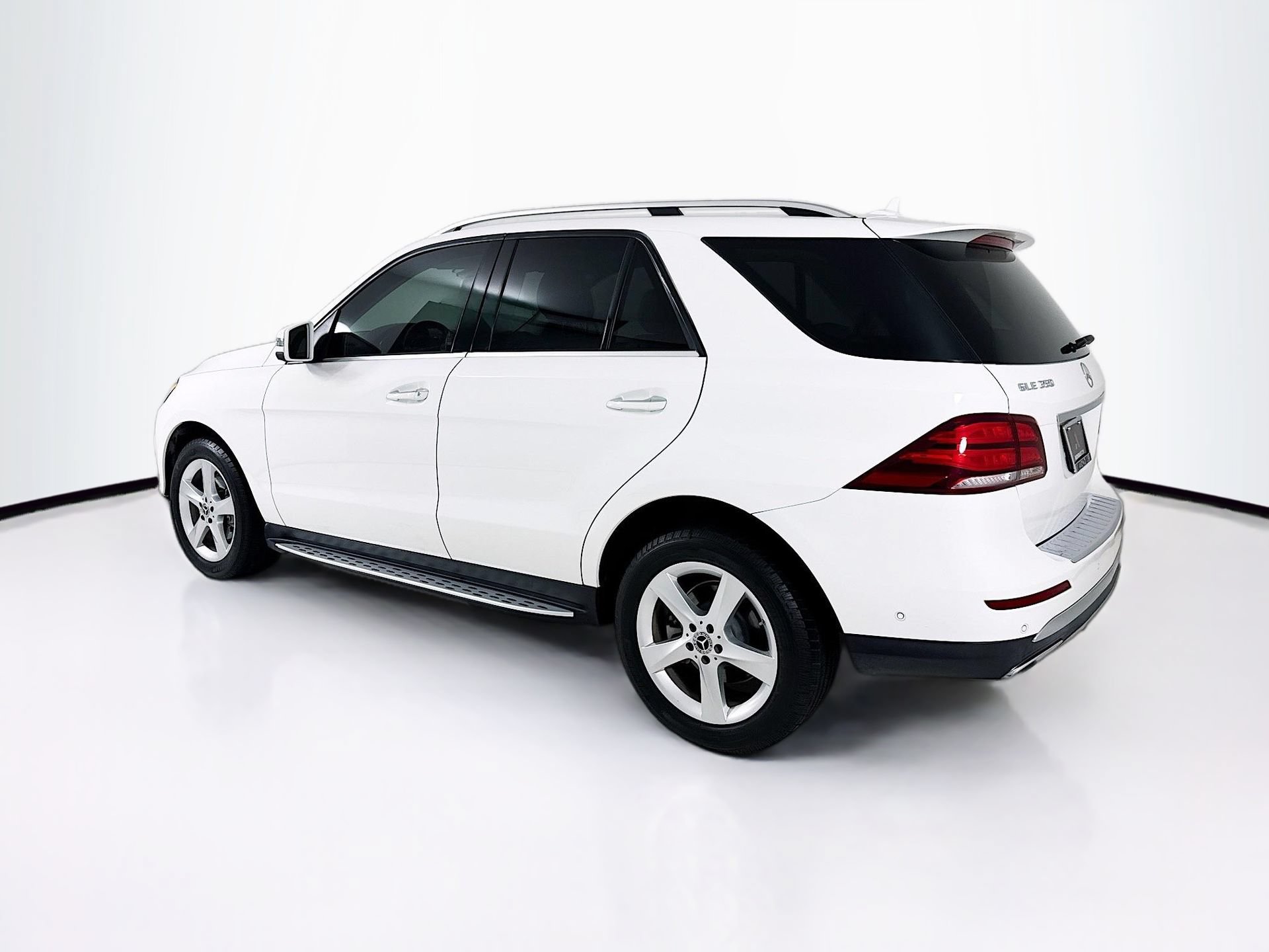 Used 2017 Mercedes-Benz GLE 350 image 6