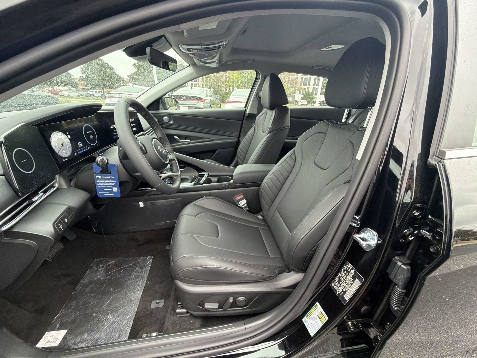 New 2026 Hyundai Elantra Limited FWD image 12