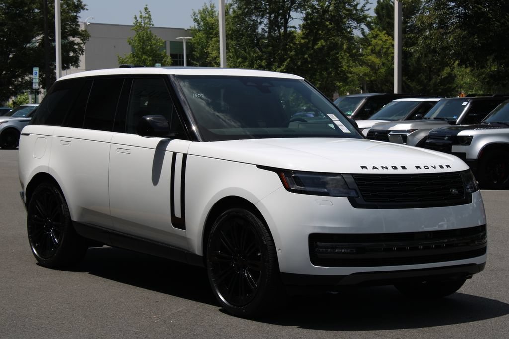 New 2026 Land Rover Range Rover SE AWD/4WD image 3