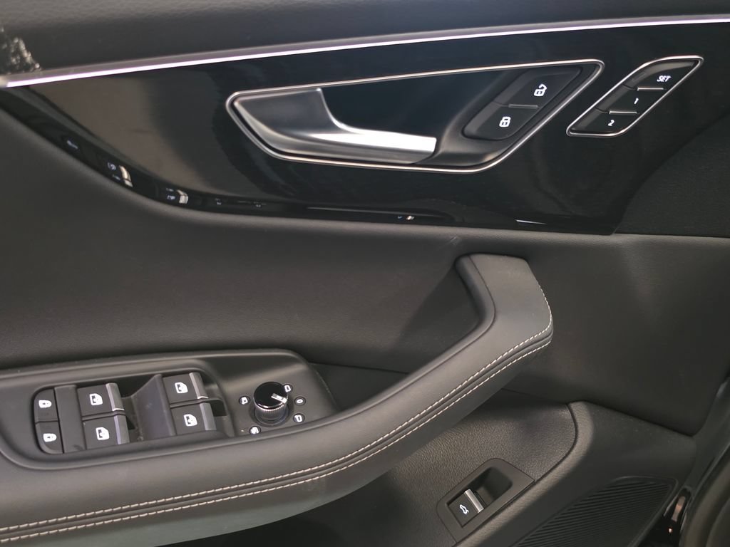 Certified 2026 Audi Q8 Premium Plus AWD/4WD image 29