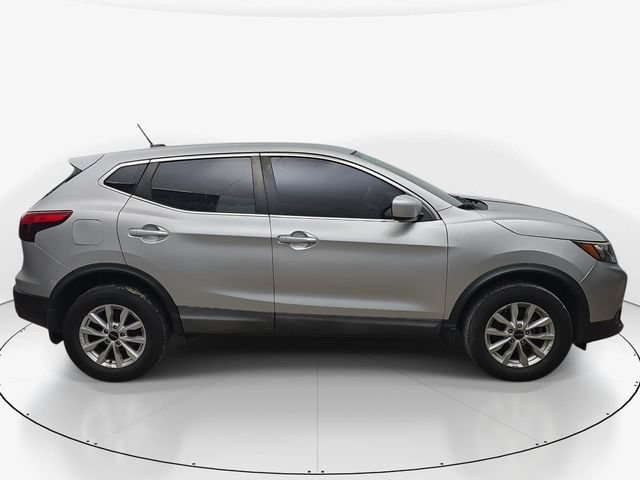 Used 2017 Nissan Rogue Sport S FWD image 5