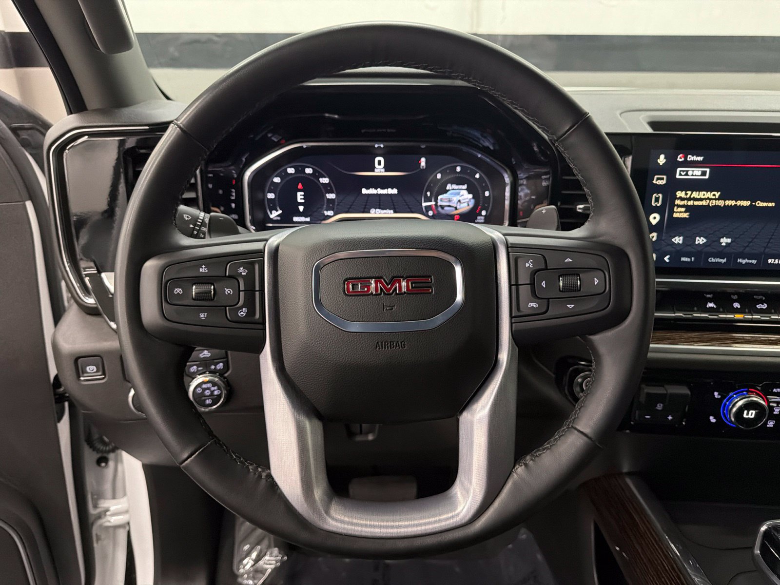 Used 2025 GMC Sierra 1500 Elevation w/ Preferred Package RWD image 25