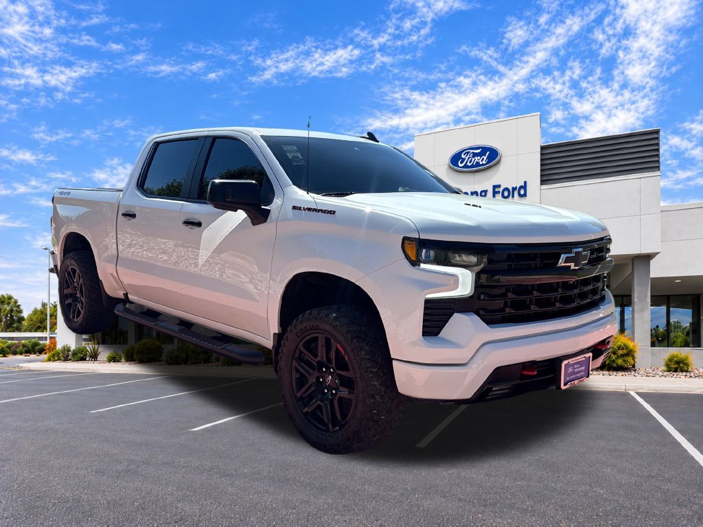 Used 2023 Chevrolet Silverado 1500 RST w/ Redline Edition