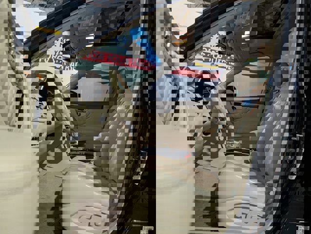 Used 2017 INFINITI QX70 AWD w/ Premium Package image 18