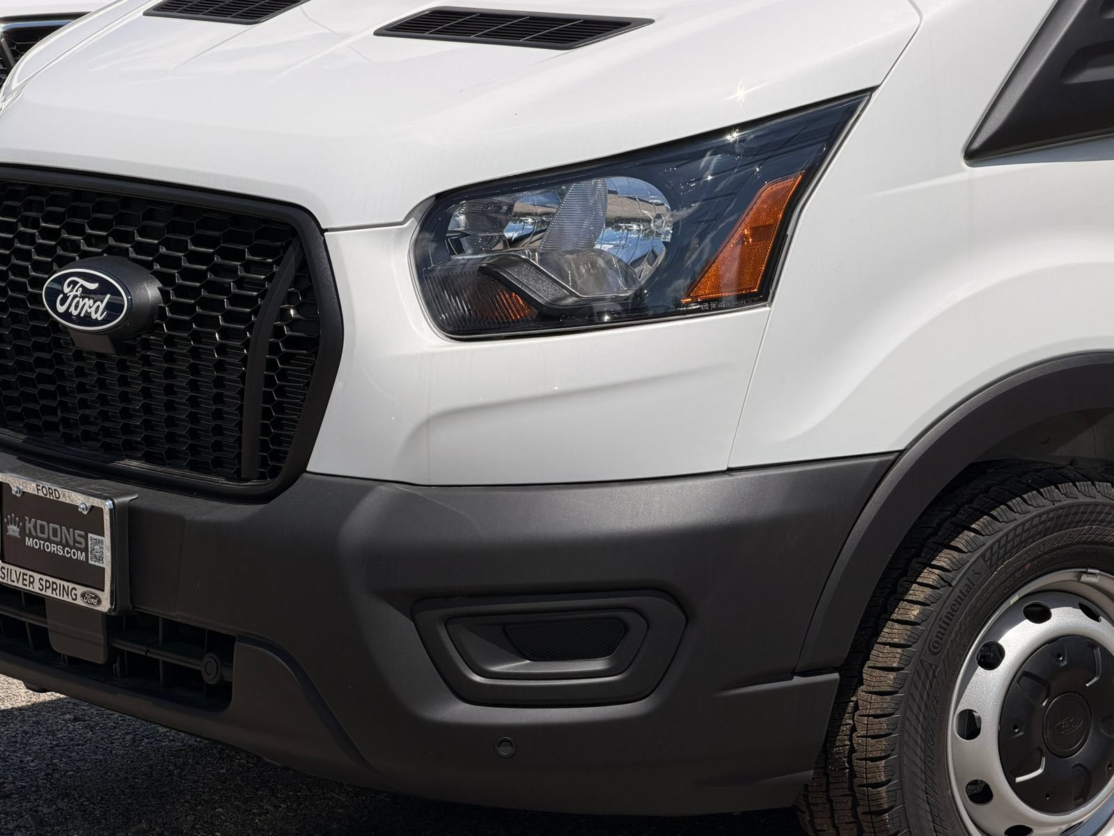 New 2026 Ford Transit 150 Low Roof RWD image 2