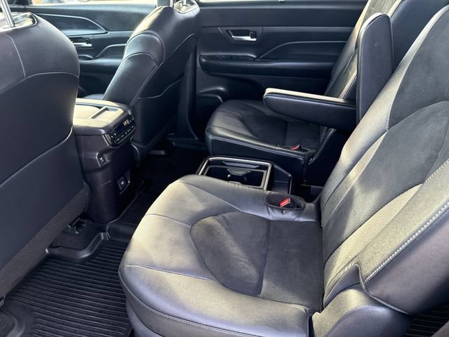 Used 2025 Toyota Grand Highlander AWD Hybrid image 19
