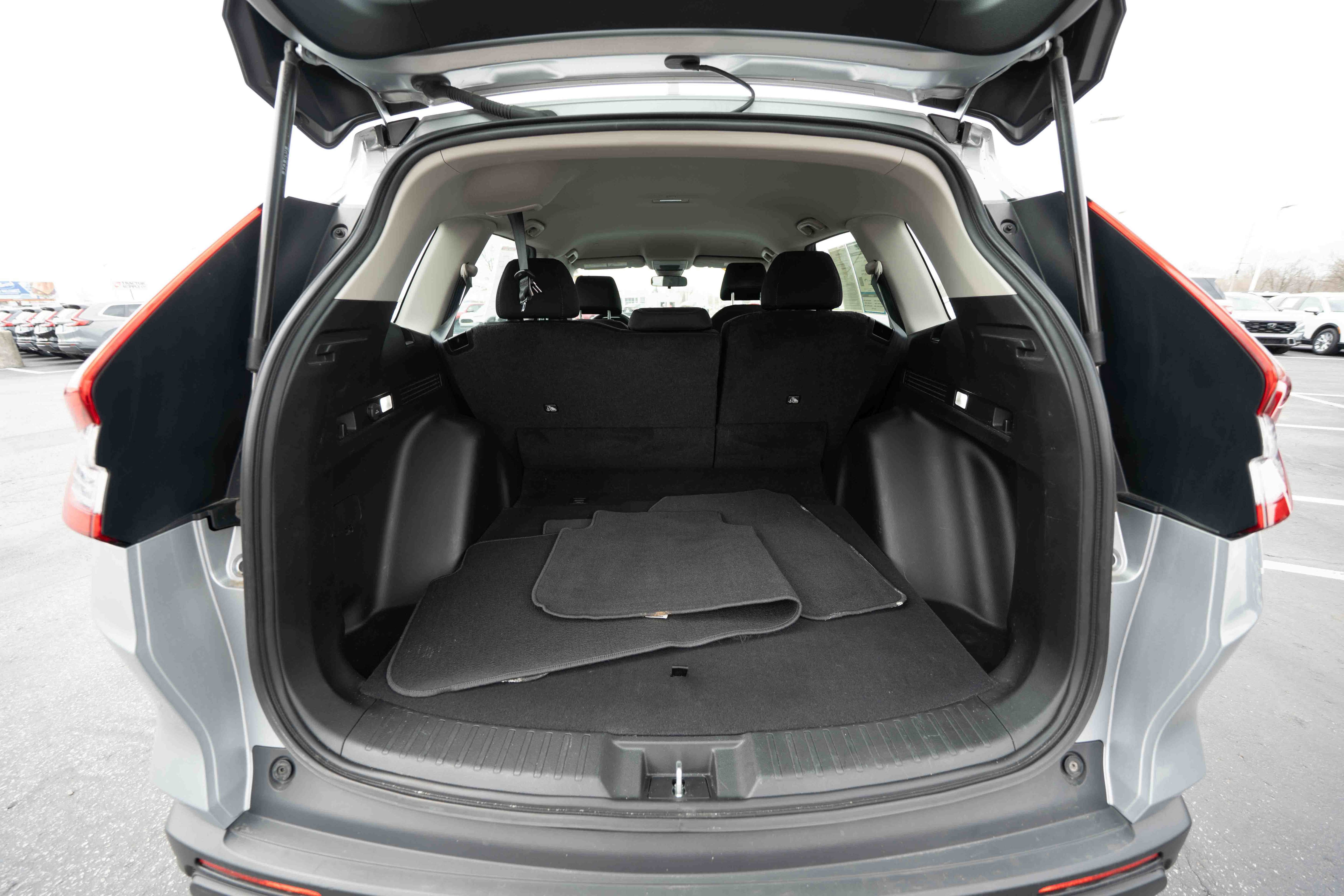 Used 2024 Honda CR-V LX image 28