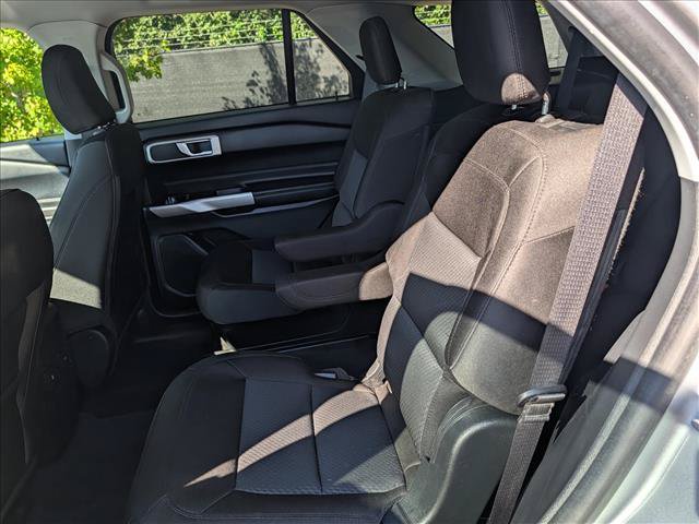 Used 2022 Ford Explorer XLT AWD/4WD image 24