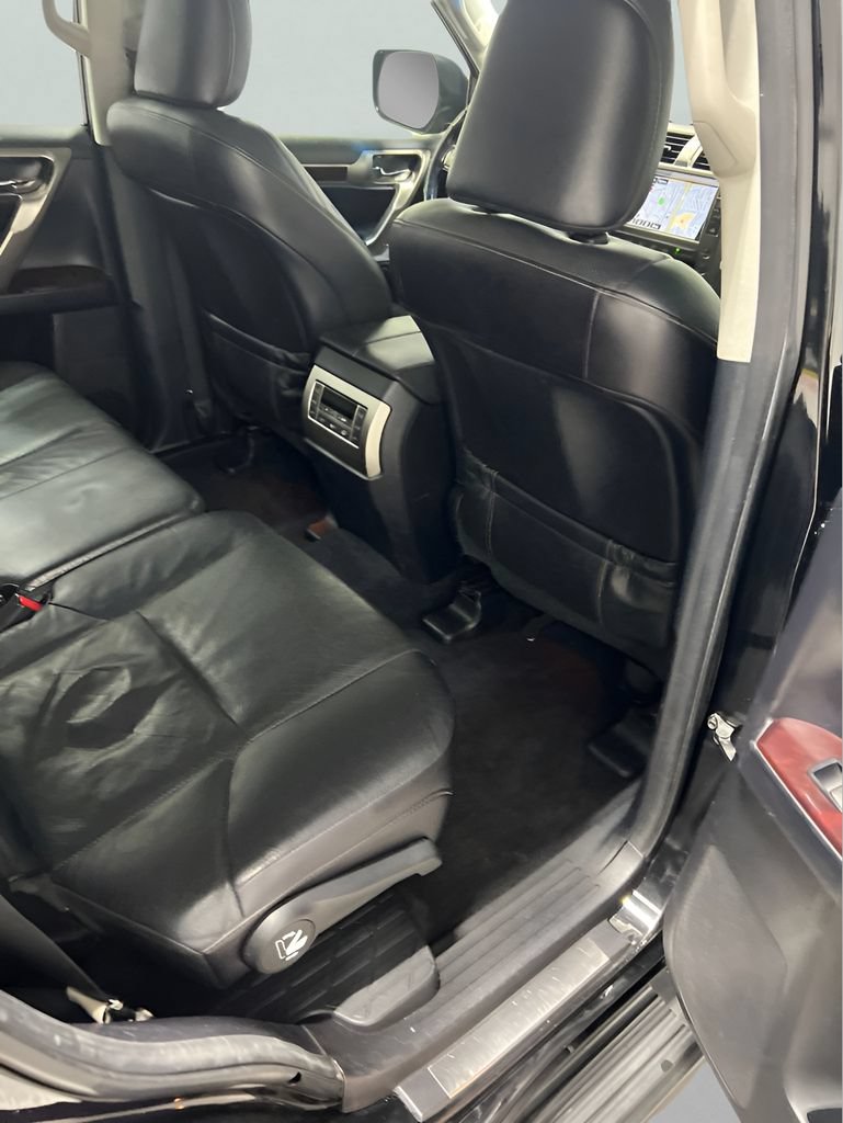 Used 2016 Lexus GX 460 w/ Premium Package AWD/4WD image 15