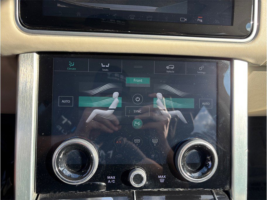 Used 2019 Land Rover Range Rover Supercharged AWD/4WD image 32