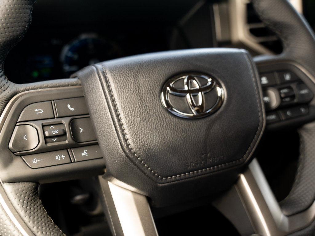 New 2026 Toyota Tundra Limited AWD/4WD image 30