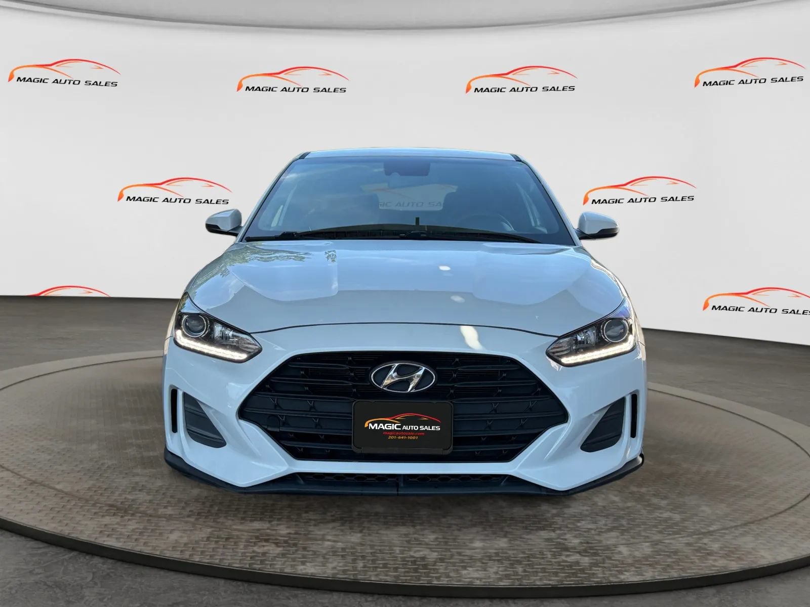 Used 2020 Hyundai Veloster 2.0 FWD image 3