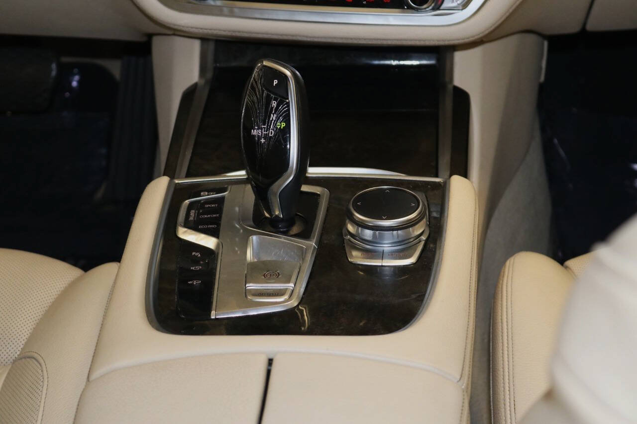 Used 2016 BMW 740i RWD image 48