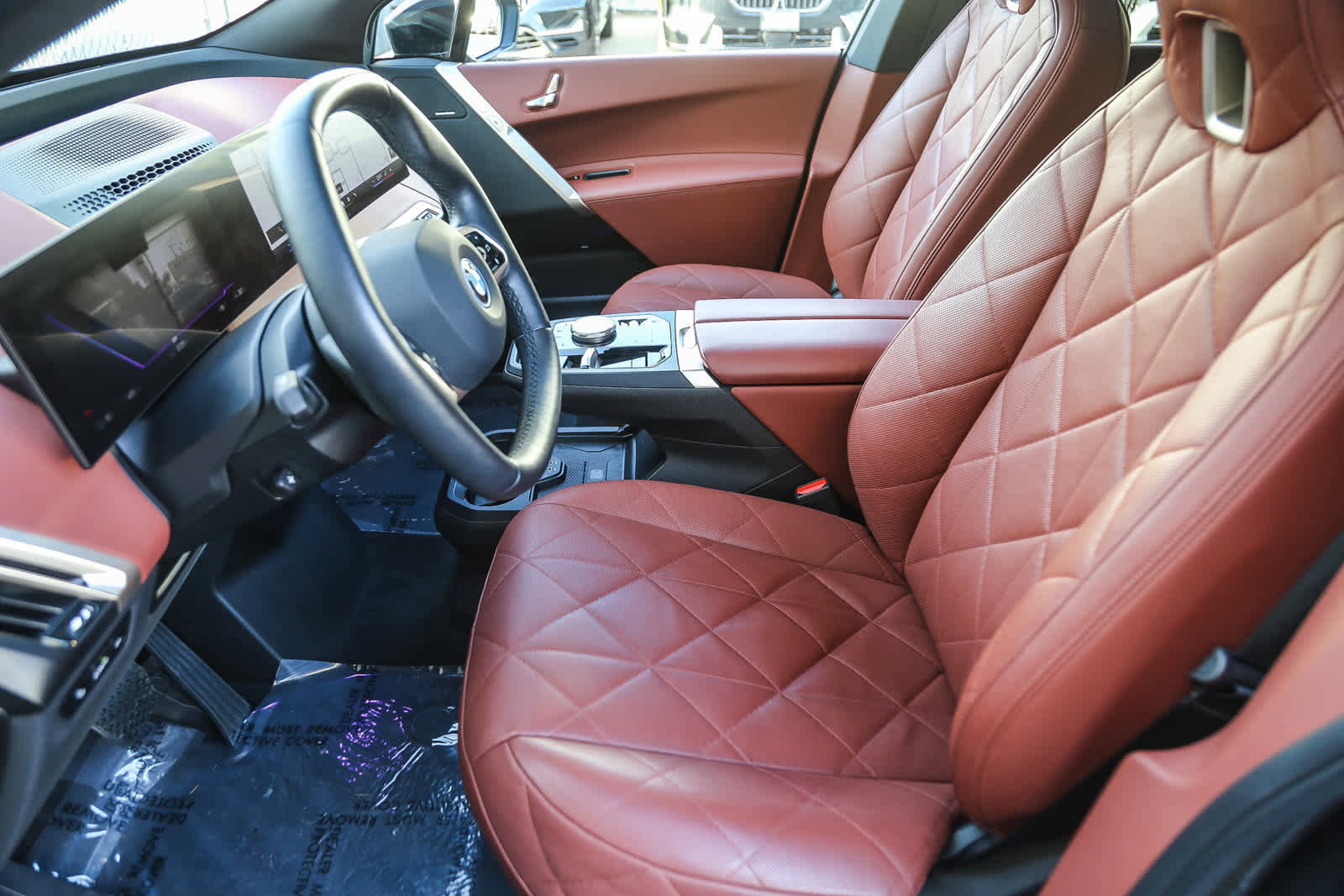 Used 2025 BMW iX xDrive50 image 13