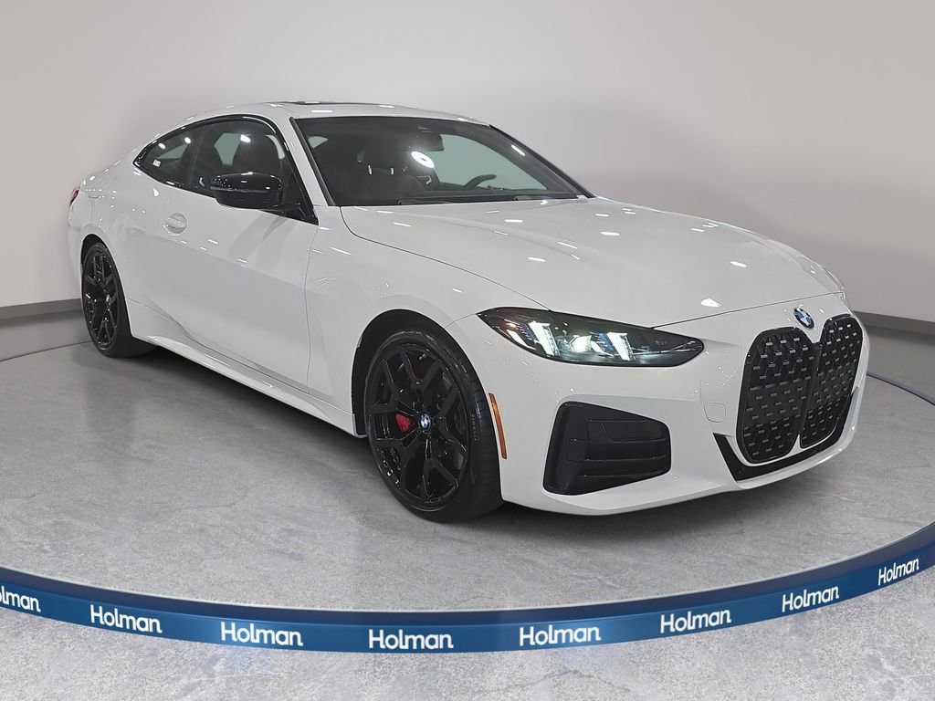 Used 2026 BMW 430i Coupe w/ M Sport Package image 4