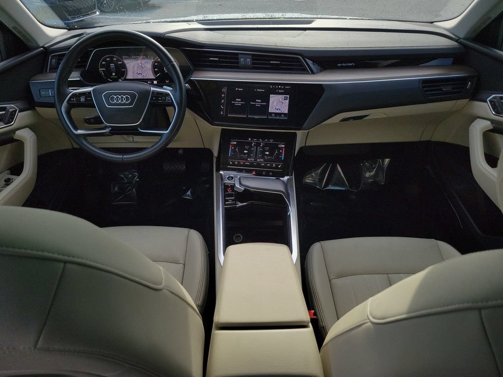 Used 2024 Audi Q8 e-tron Premium Plus w/ Premium Plus Package AWD/4WD image 22