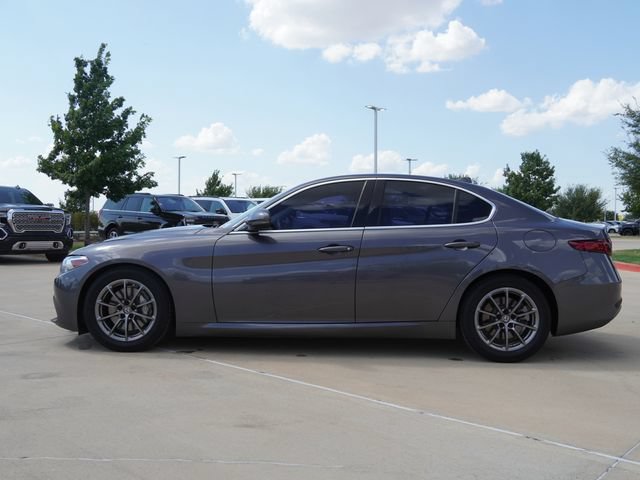 Used 2020 Alfa Romeo Giulia RWD image 6