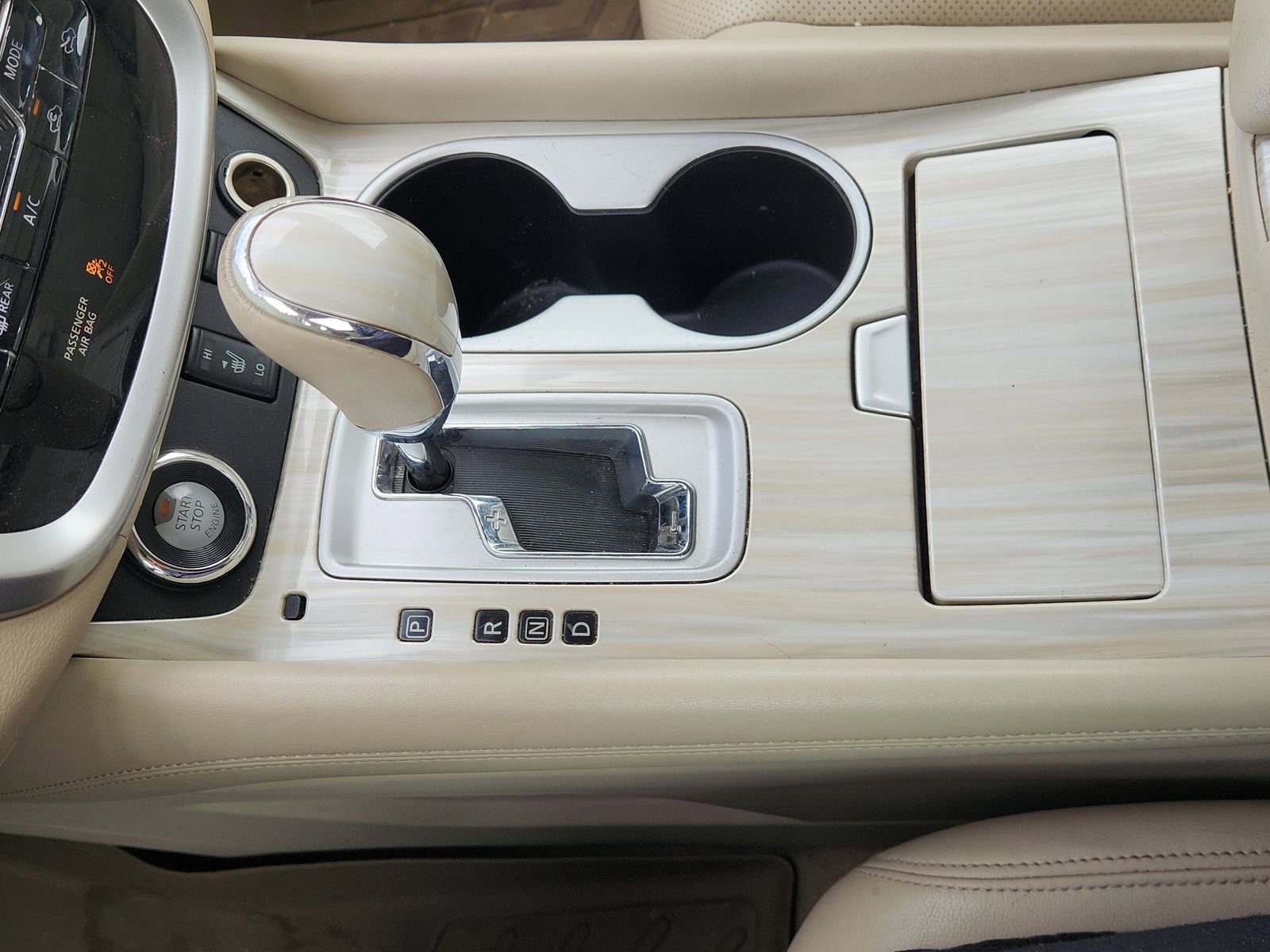 Used 2015 Nissan Murano SL w/ SL Technology Package FWD image 24