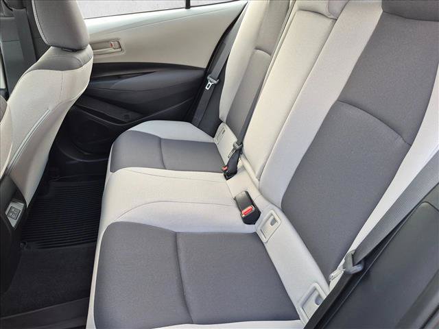 Used 2025 Toyota Corolla LE FWD image 17