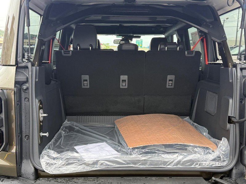 New 2025 Ford Bronco Raptor image 7